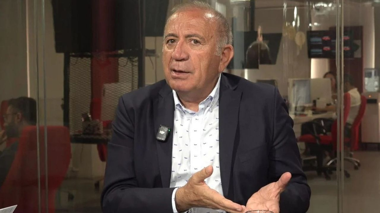 Gürsel Tekin sahnede sinirlerine hakim olamadı! “Barış seni var ya…”