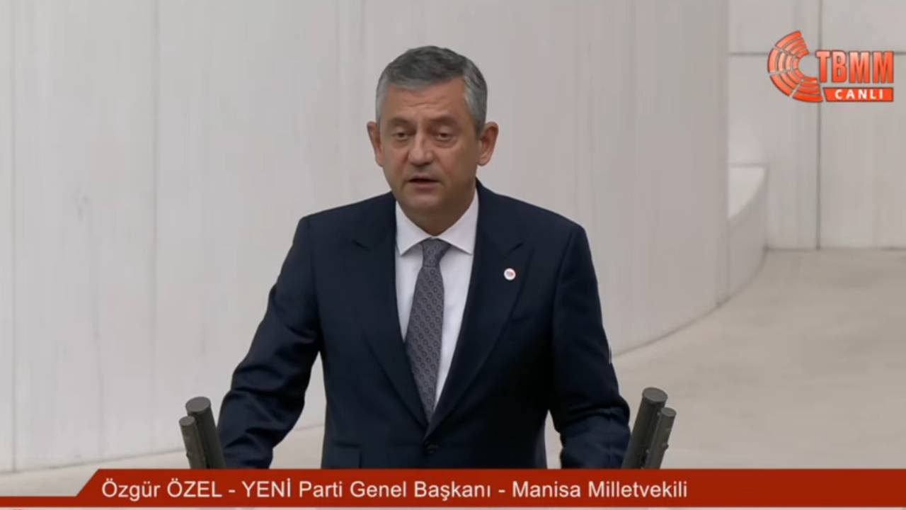 Son Dakika | Özgür Özel YENİ Parti’nin süreç yasası tavrını açıklıyor